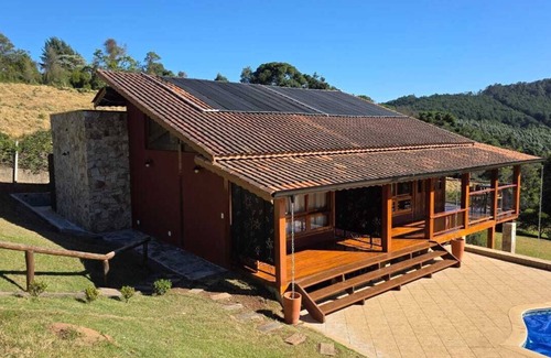 Monte Verde Chalet De Esquí | Terras da Serra Refuge - Pico do Selado Suite, for families, with mezzanine and spa