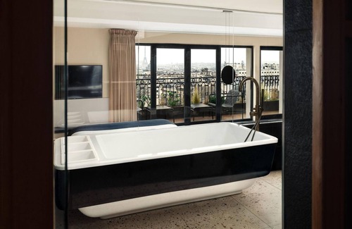 Montmartre Hotel | Terrass'' Hotel