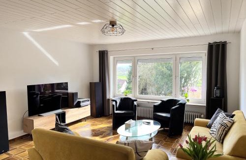 Biedenkopf Apartamento | Terrasse mit Ausblick