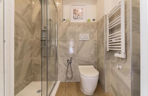 Fiera Apartamento | Terrazza Milanese - San Siro, Fiera & City Life - RINNOVAMENTO FACCIATA PALAZZO IN CORSO