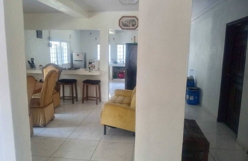 Yoro Casa | Terrific 3-bedroom house with AC in El Progreso