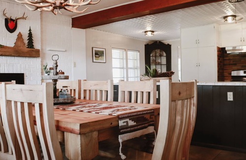 Shattuck Casa | Terrific 3-bedroom house in charming Shattuck