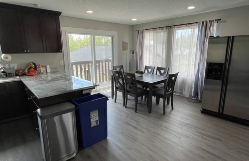 Fairpark Casa | Terrific 5-bedroom bunk house with Jordan River Trail access near downtown SLC