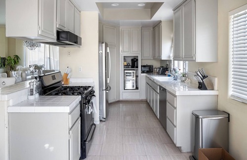 South Redondo Casa | Terrific Beach Townhome