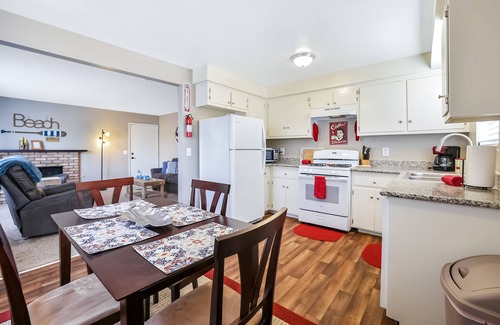 Grover Beach Casa | Terrific home close to the beach, restaurants, parks, and activities w/free WiFi