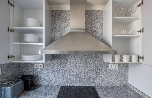 Sant Gervasi – la Bonanova Apartamento | Terrific La Bonanova 2BR w/ Doorman & Rooftop Pool, by Blueground