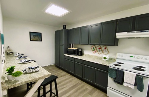 Thatcher Casa | Terrific Townhome Thatcher!!!!! 8th St Fitness Club