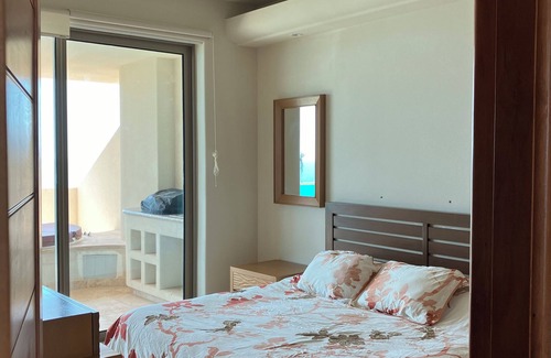 Puerto Penasco Complejo | Tessoro 902 - Elegant beach front condo