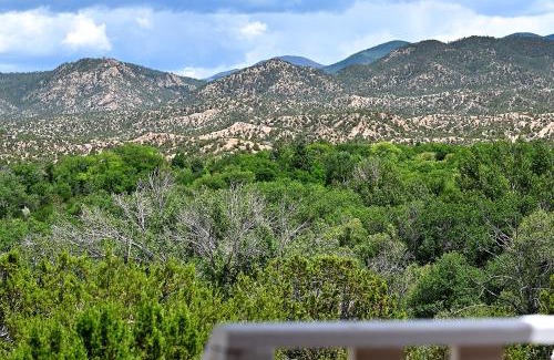 Tesuque Casa | Tesuque Outpost 3 Casitas Best views in Santa Fe