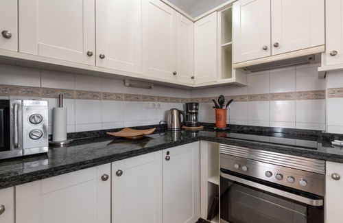 Oasis del Capistrano Apartamento | Tetuan 46 - El Oasis de Capistrano!