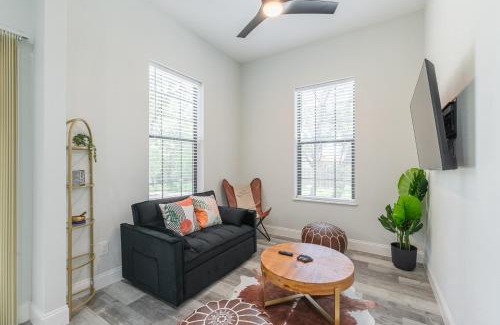 Wetmore Casa | Texas Casita Retreat Minutes From Six Flags