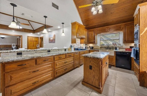 South Arlington Casa | Texas Country Oasis - Pool, Game Room & Near Stockyards & Arlington