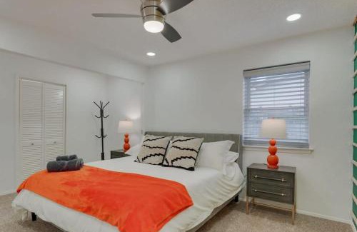 North Richland Hills Casa | Texas Designer Home with Private Hot Tub and Pool