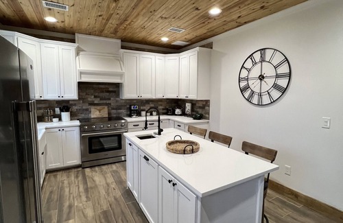 Canton Casa | Texas Tombstone, your private town