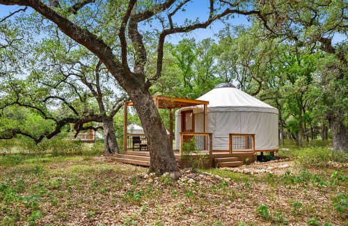 New Braunfels Casa | Texas Yurt Haus-Longhorn