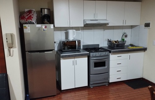 Santiago de Surco Apartamento | Tezza Apartment a 200m de la Embajada Americana +51 999 920 954