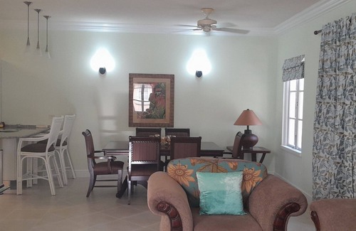 Sandy Lane Casa | TH3, NEW-3 Bed Townhouse near beach on West Coast