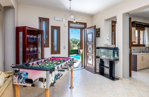 Filerimos Villa | Thalpori Villa - a home away from home on the beautiful island of Rhodes.