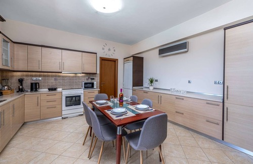 Filerimos Villa | Thalpori Villa - a home away from home on the beautiful island of Rhodes.