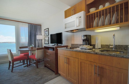 Yachting Village Complejo | Thames Street - Newport Harbor 1 Bedroom
