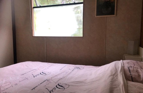 Municipality of Westvoorne Casa | That 70s caravan! Your vacation home in the wild