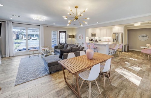 Woodlake - Briar Meadow Casa | That Pink House
