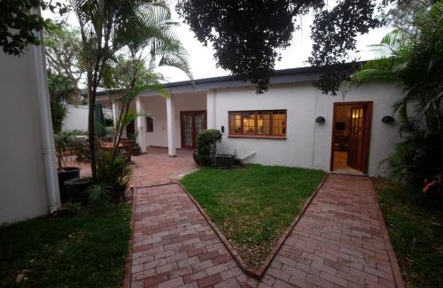 Blythedale Casa | Thatch by the Sea