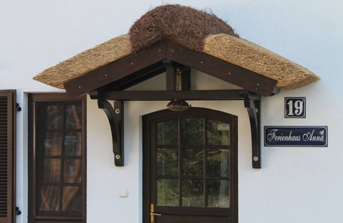 Wiselka Casa | Cabaña con techo de paja en el Parque Nacional Woliner con vistas al Neuendorfer See