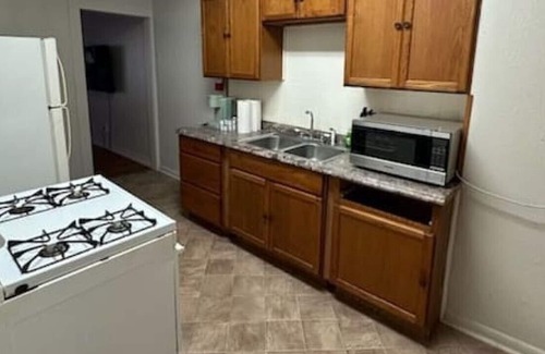 Wichita Falls Apartamento | The 2408 Apartment F