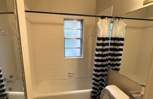 Wichita Falls Apartamento | The 2408 Apartment F