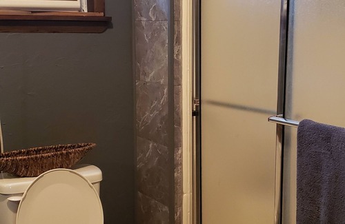 Love County Casa | The 36 House - A comfortable, dog-friendly place escape the city.