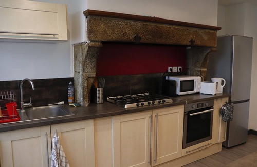 Saint-Georges-des-Groseillers Casa | The 6-poppy house