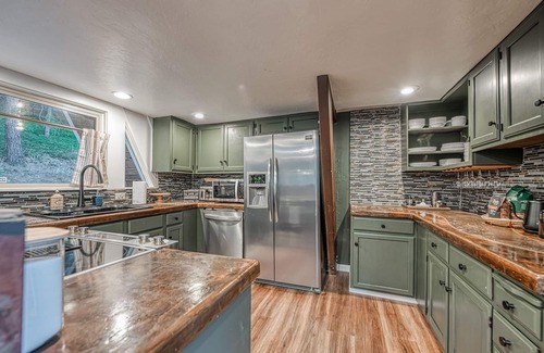North Fork Cabina | The A-Frame on Toku: Gameroom/HotTub/Firepit/BassLake