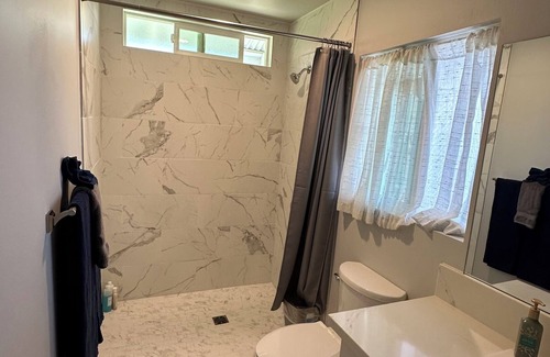 Ocean View Casa | The Abiding Place. Three Bedrooms & Two Full Bathrooms on A One Acre Lot.