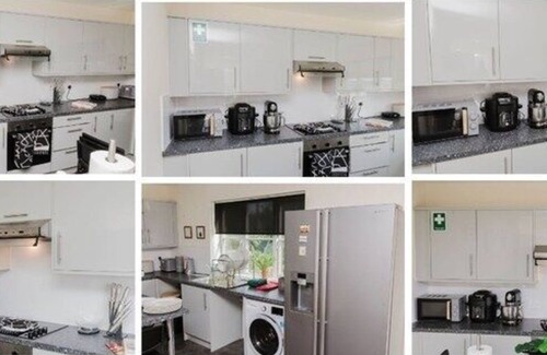Northampton Villa | The Abington CCC Villa, Prestige, Sleeps up to 15