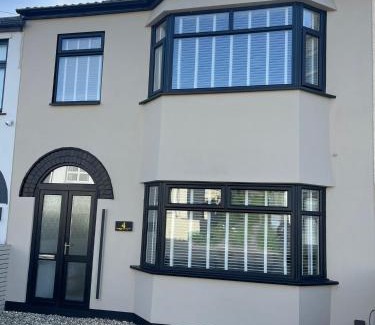 Hanham Casa | The Abode