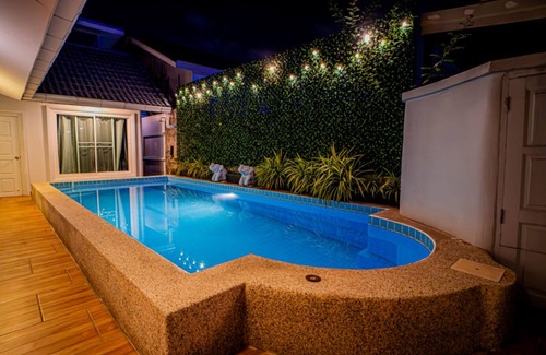 Pratumnak Hill Villa | The Ace 4 Bedroom-4 Bathroom Villa Pattaya