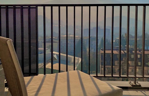Centar Apartamento | The Address Central Luxury New Apartment, Parking, Workstation, & Ps5