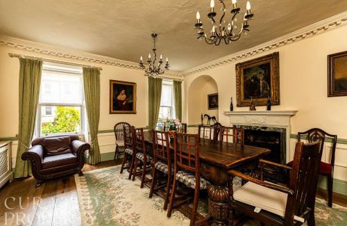 Bath Casa | The Admirals House - Central Bath & Free Parking
