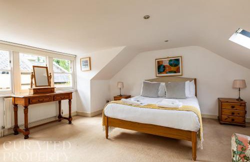 Bath Casa | The Admirals House - Central Bath & Free Parking