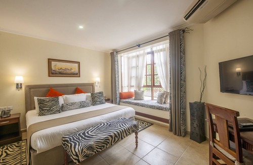 Arusha Hotel | The African Tulip Hotel