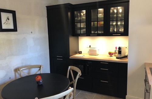 St.-Remy-de-Provence Casa | The air-conditioned Mas d'Arthur, in the center of St Rémy, with garden and swimming pool