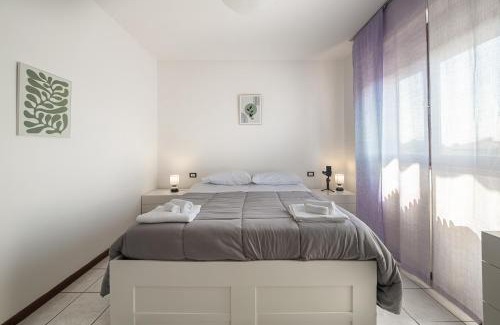 Bergamo Apartamento | The Airport & The Train Station
