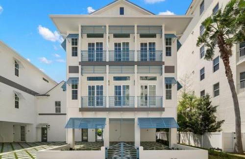 Clearwater Beach Casa | The Akoya & Pearl Houses at the Gemma - 2 Homes with Private Pools Just Steps to Clearwater Beach