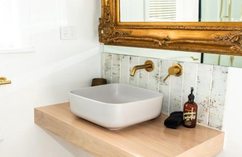 Carterton Casa | The Alchemist Retreat, Private Studio in Carterton