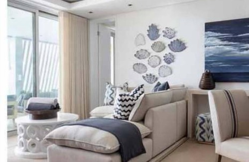 Clifton Apartamento | The Alikreukel: Designer Beachfront Apartment with Access Directly on the Beach