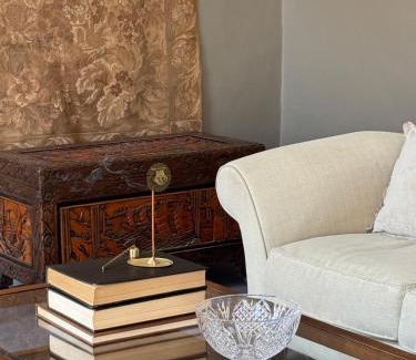 Clogheen Casa | The Almanage