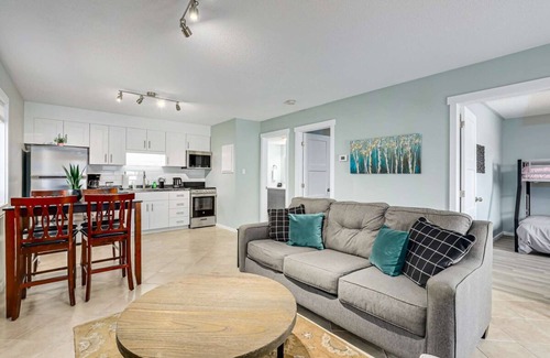 Collingwood Apartamento | The Alpine - Central Collingwood Condo