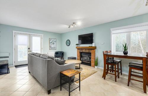 Collingwood Apartamento | The Alpine - Central Collingwood Condo