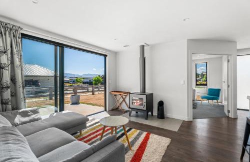 Albert Town Casa | The Alpine Patch - Wanaka Holiday Home